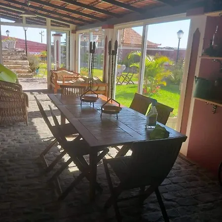 The Old School * Calheta (Madeira)