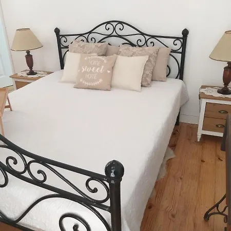 بيت للعطل The Old School