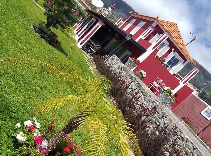 The Old School Nyaraló Calheta