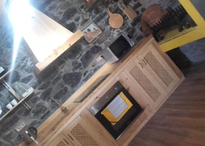 The Old School * Calheta (Madeira)