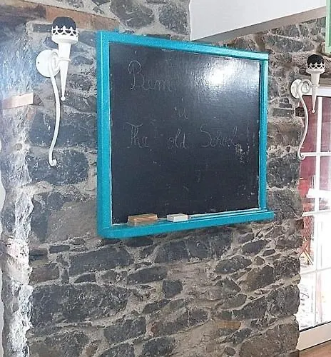 The Old School Nyaraló