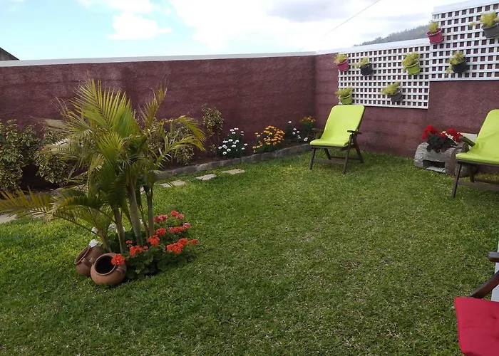 The Old School Calheta (Madeira)