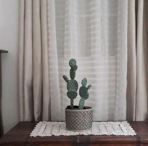 The Old School Calheta